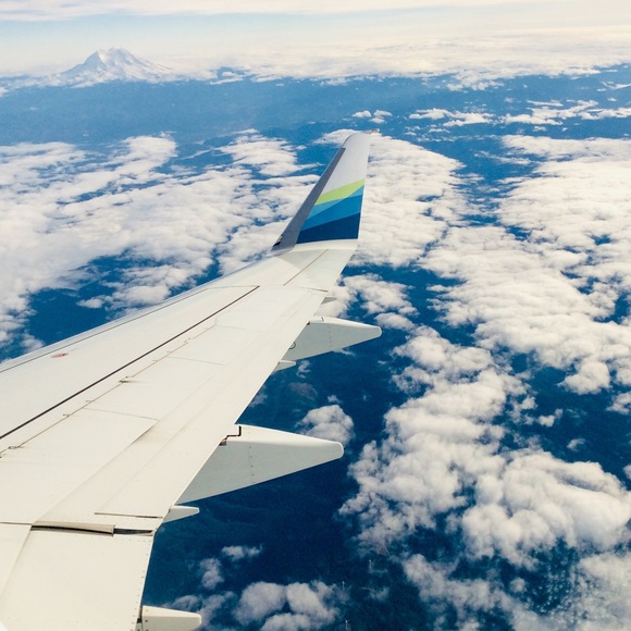 Meet Your Posher 🖤 - Picture 4 of 6